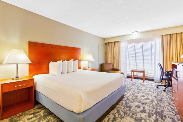 Best Western University Inn image 14